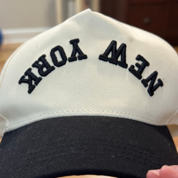 NEW YORK Embroidered Baseball Cap Hat, Urban Casual, Adjustable Back - Picture 7 of 7